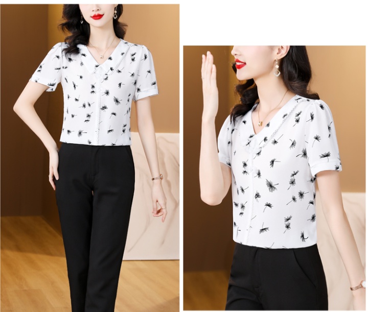 Middle-aged spring and summer shirt sweet tops for women
