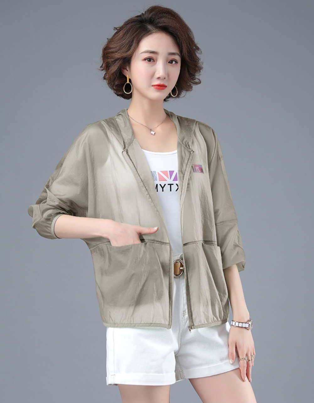 Middle-aged summer coat large yard cardigan for women