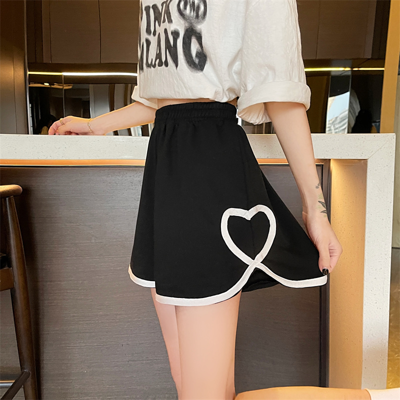 Wide leg heart loose Casual shorts for women