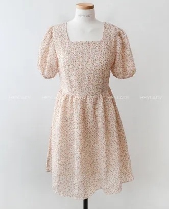 Sweet square collar simple Western style puff sleeve dress