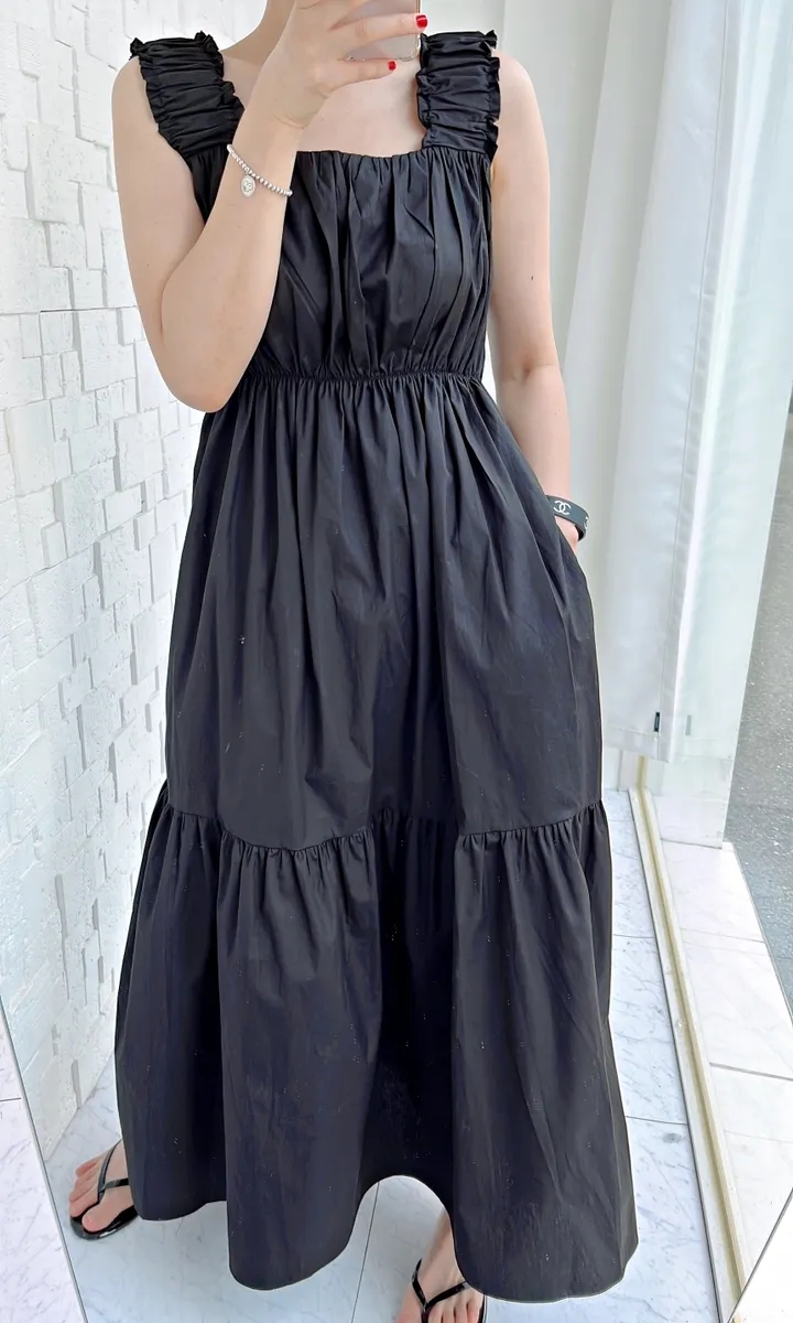 Pinched waist folds square collar simple sleeveless dress