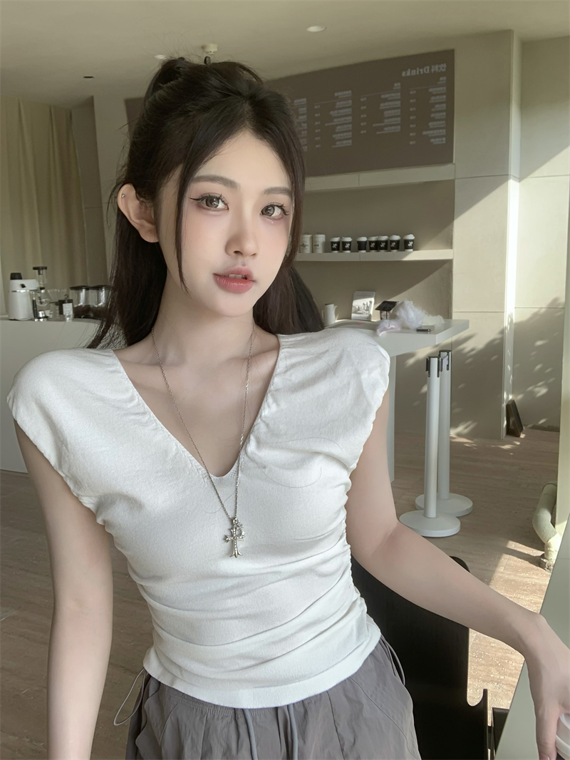 Korean style pinched waist fold V-neck tops for women
