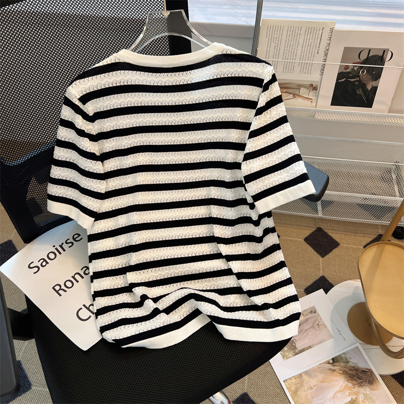 Embroidered large yard T-shirt stripe tops