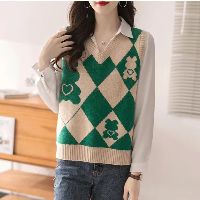 Retro cartoon quilted tops knitted spring vest for women