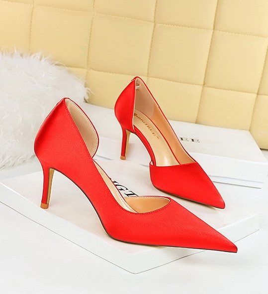 Low fine-root satin sexy banquet fashion simple shoes