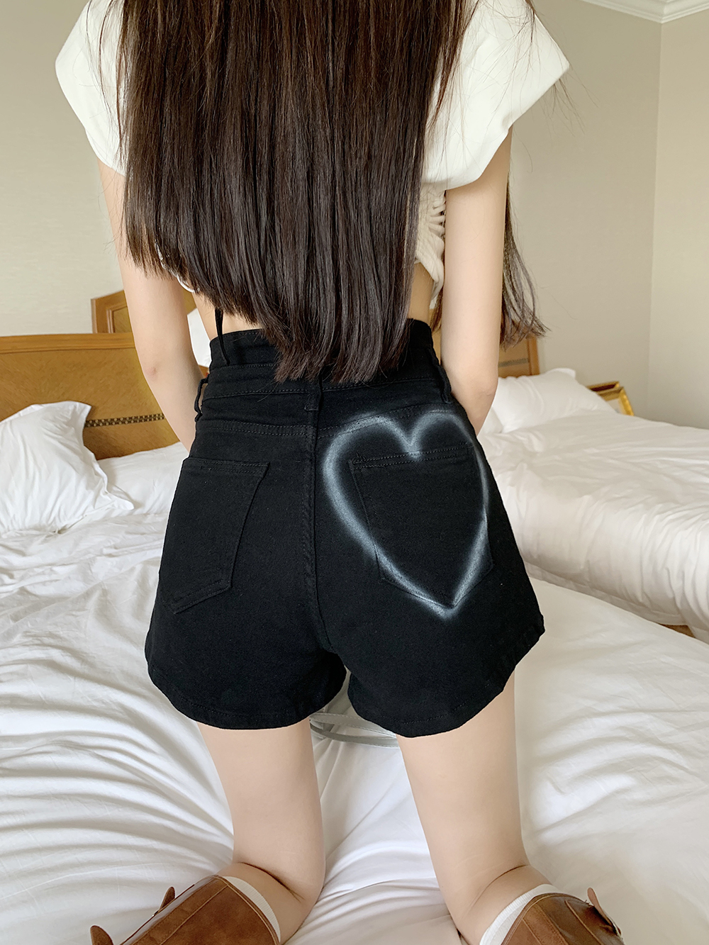 Thin high waist spicegirl summer heart short jeans