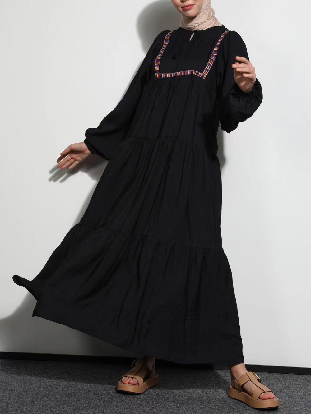 Long sleeve embroidered long dress pure dress for women