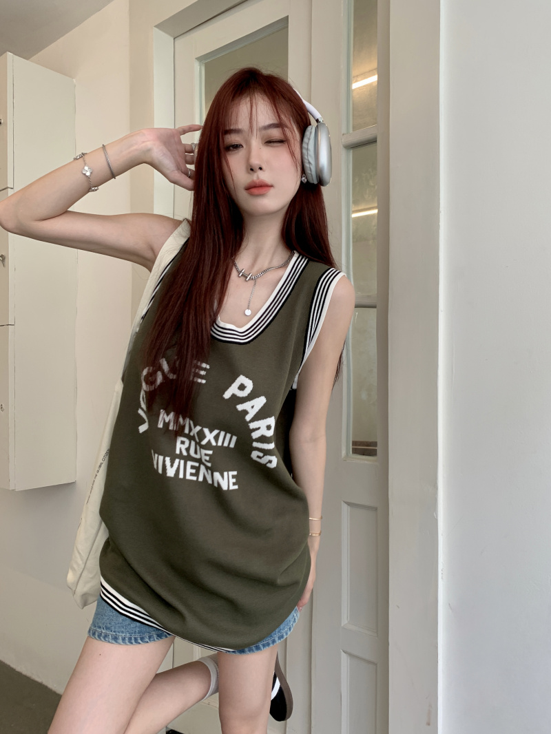 Sleeveless embroidery retro letters knitted sports dress