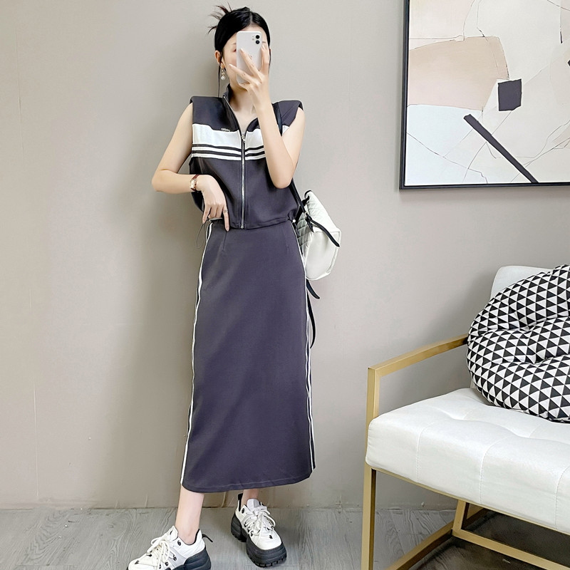 Summer hip stripe skirt short sleeve Casual knitted tops 2pcs set