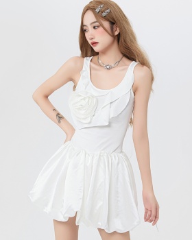 White rose dress satin stereoscopic sleeveless dress