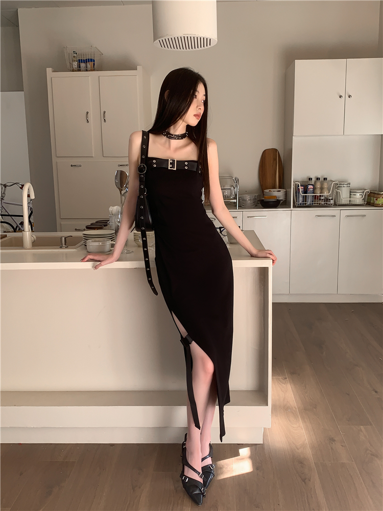 Slit long sleeveless black temperament personality dress