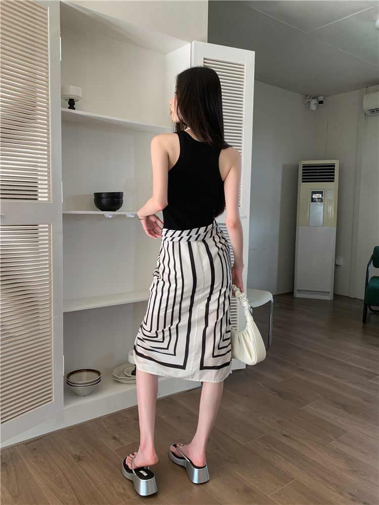 Slim stripe sleeveless France style dress for women