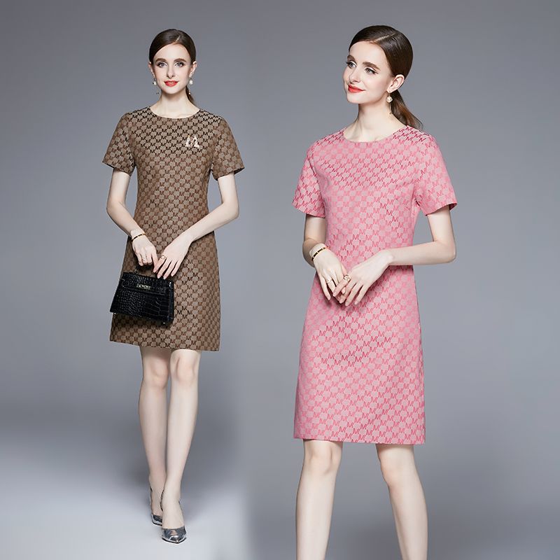 Short sleeve simple spring and autumn temperament dress