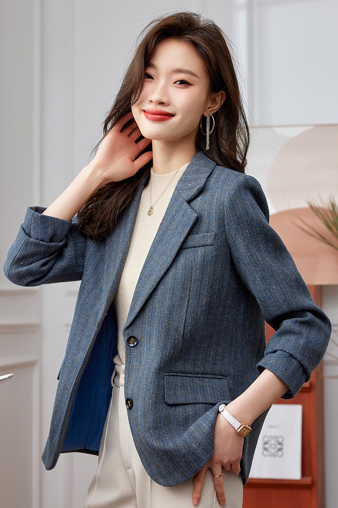 Short gray coat autumn business suit for women
