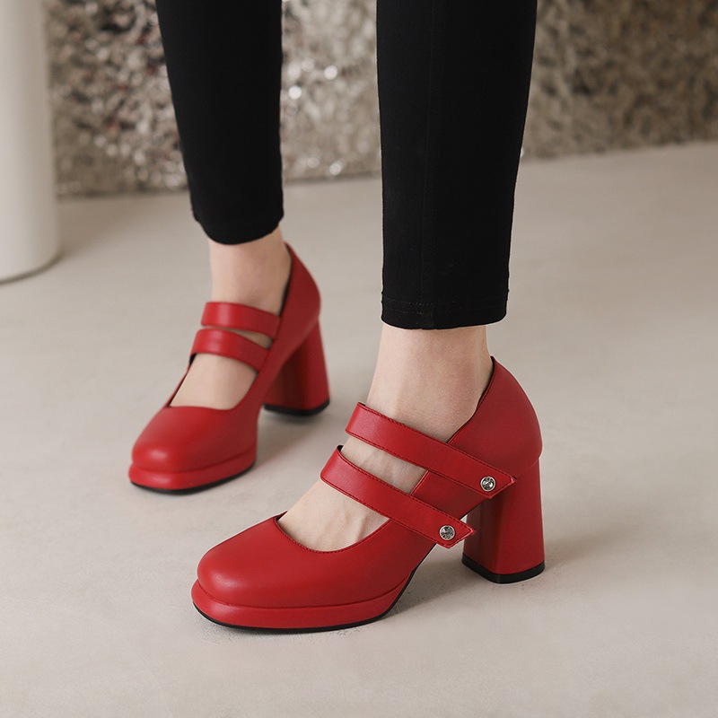 Thick retro shoes large yard round high-heeled shoes