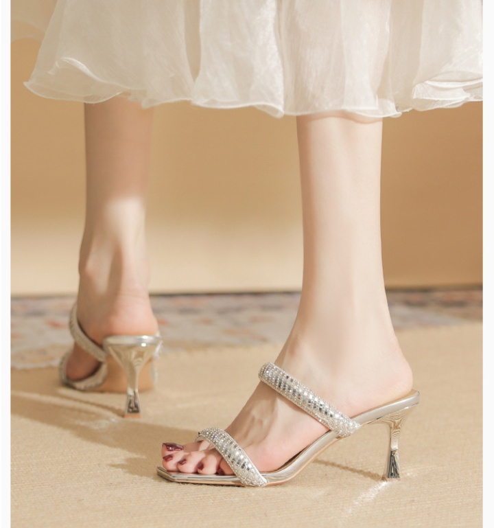 High-heeled fine-root wears outside slippers for women