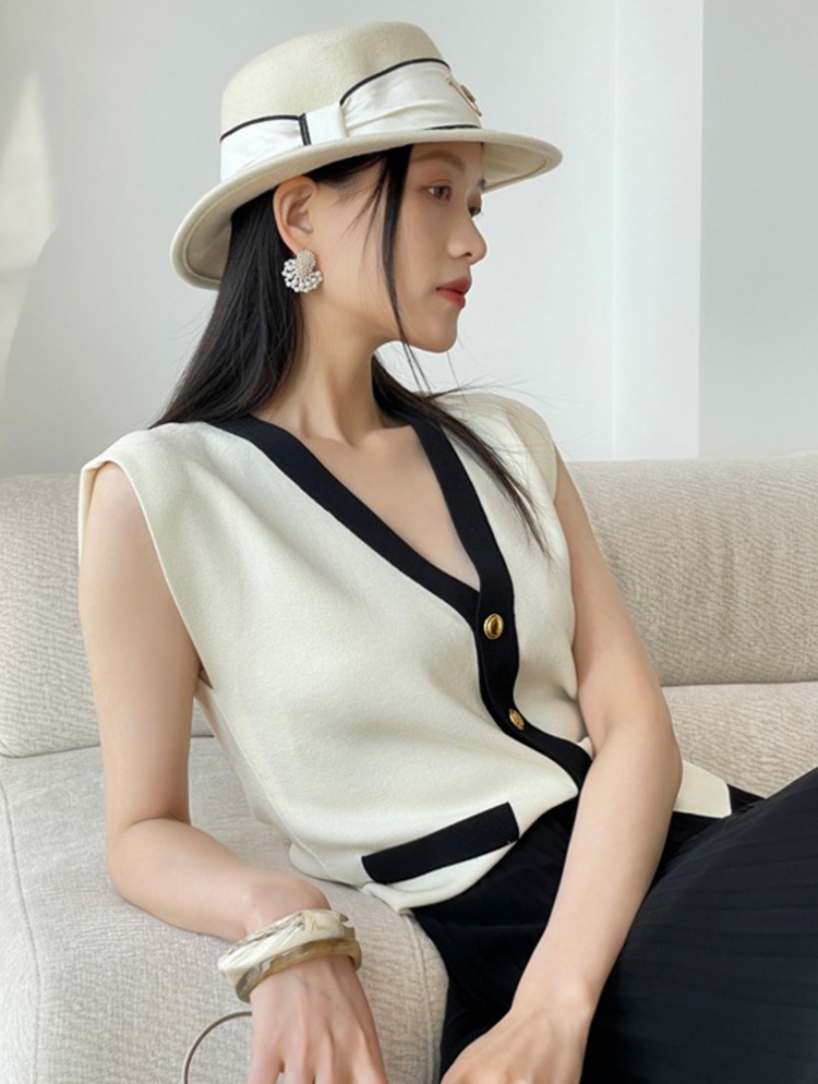 Retro sleeveless waistcoat knitted V-neck tops for women
