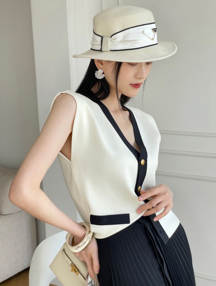 Retro sleeveless waistcoat knitted V-neck tops for women
