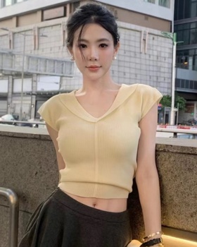 Short sleeve waist straps T-shirt knitted tops for women