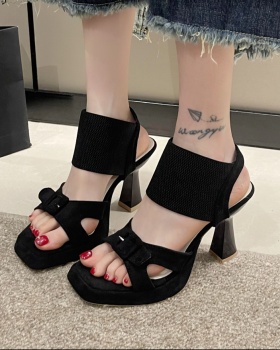 High-heeled fine-root sandals for women