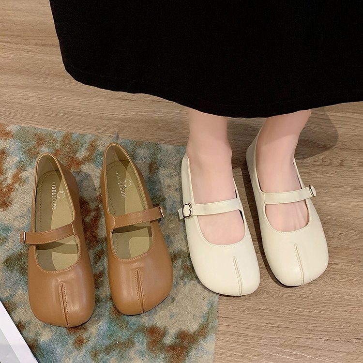 Spring and autumn British style flattie low shoes
