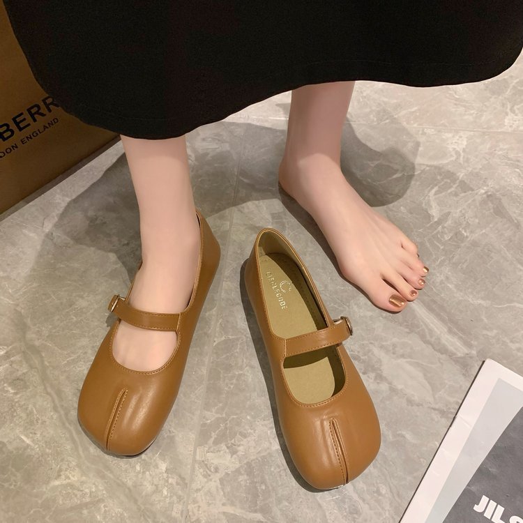 Spring and autumn British style flattie low shoes