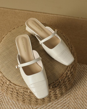 Wears outside fashion shoes Casual slippers for women