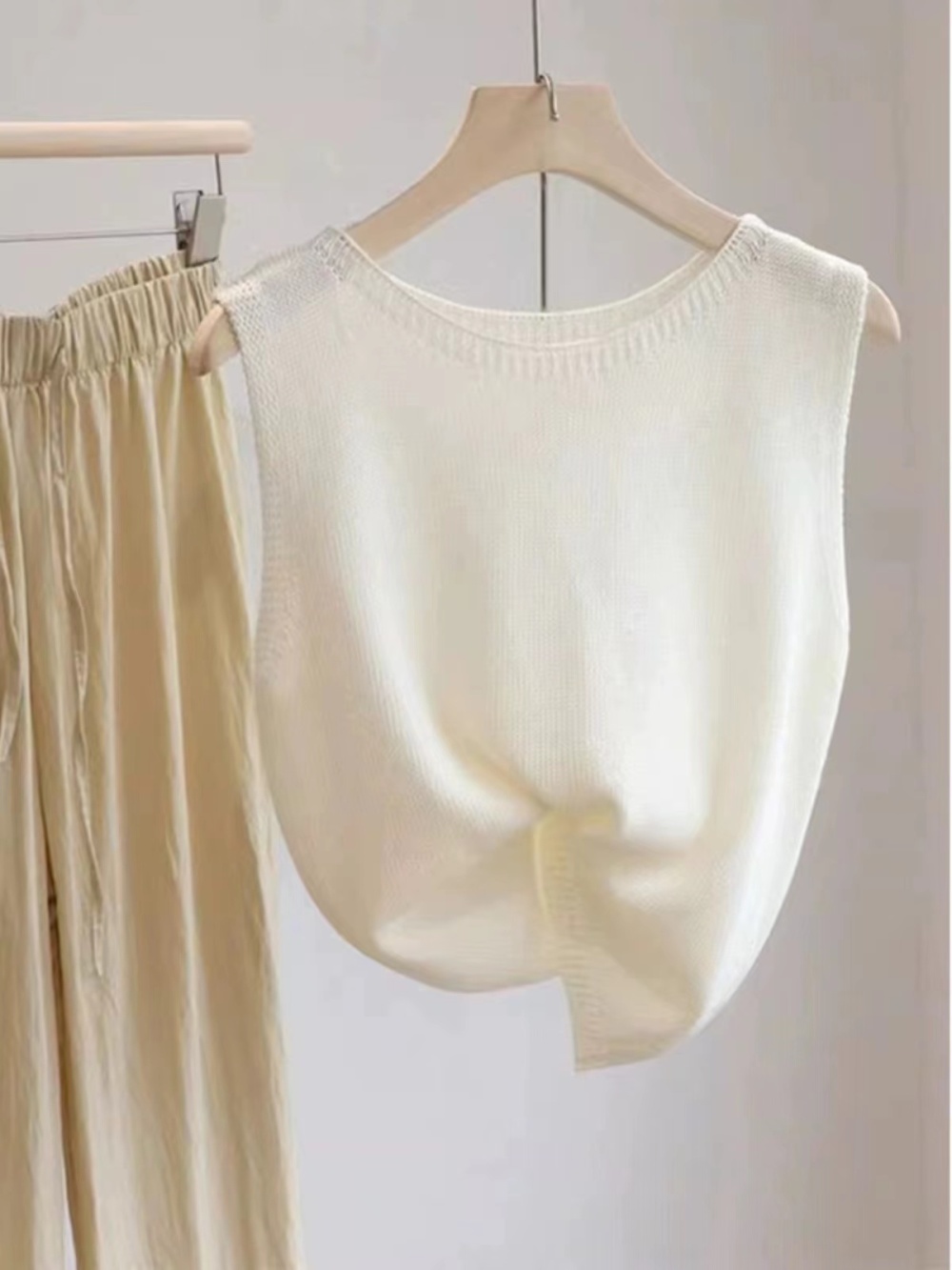 Ice silk France style tops sleeveless vest for women