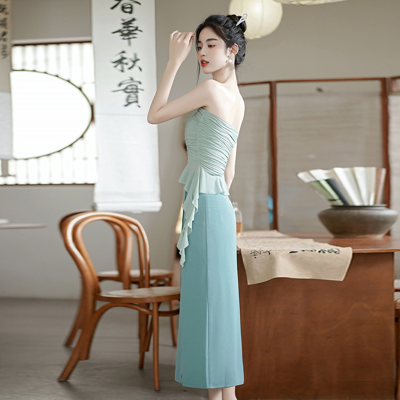 Autumn coat Chinese style short skirt 3pcs set