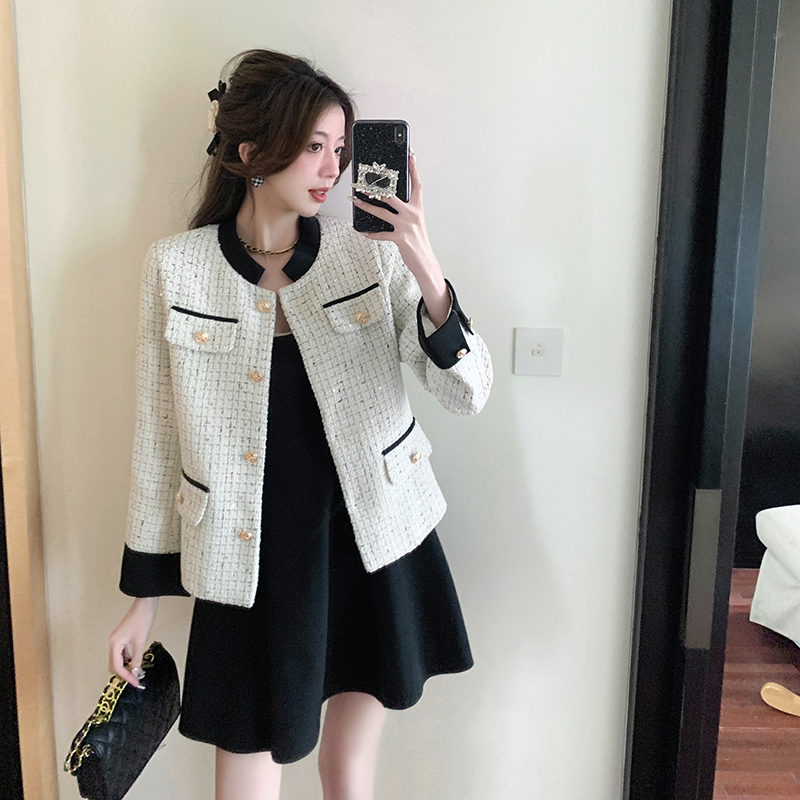 Fashion and elegant ladies coat Korean style tops
