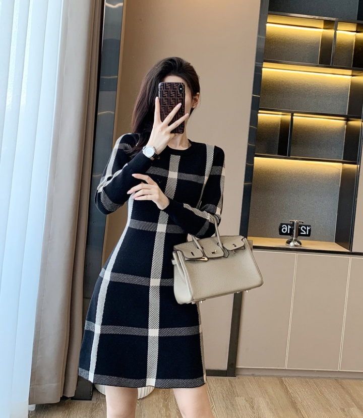 Knitted France style long sleeve fashion and elegant dress