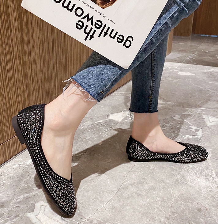 Flat soft soles square head soft surface shoes for women