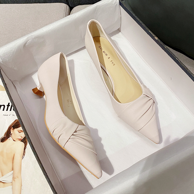 Spring and summer fine-root pointed shoes for women