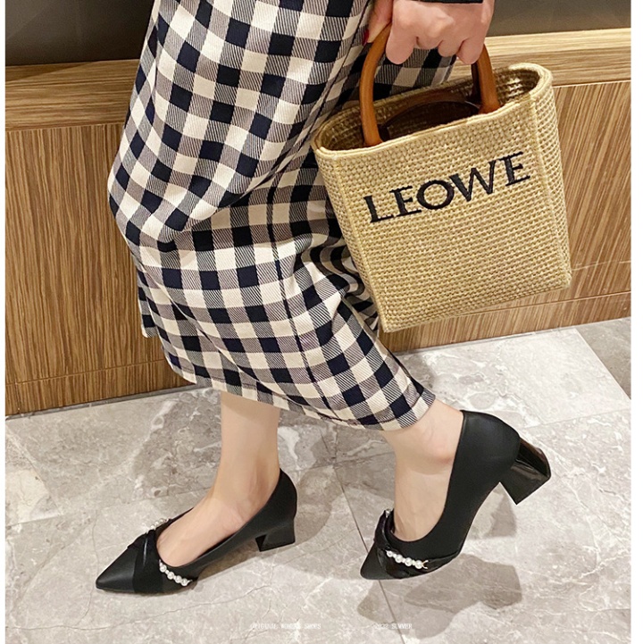 Temperament thick middle-heel pointed light luxury shoes