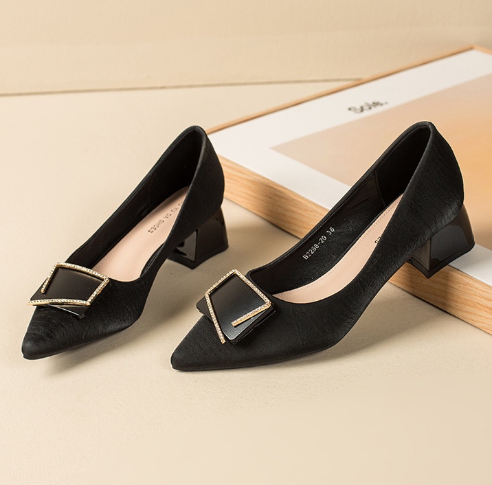 Middle-heel temperament side buckle low shoes for women