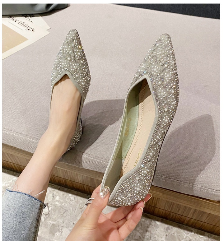Pointed low flattie pearl shoes for women