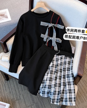 Fashion long sleeve hoodie fat bow skirt a set for women