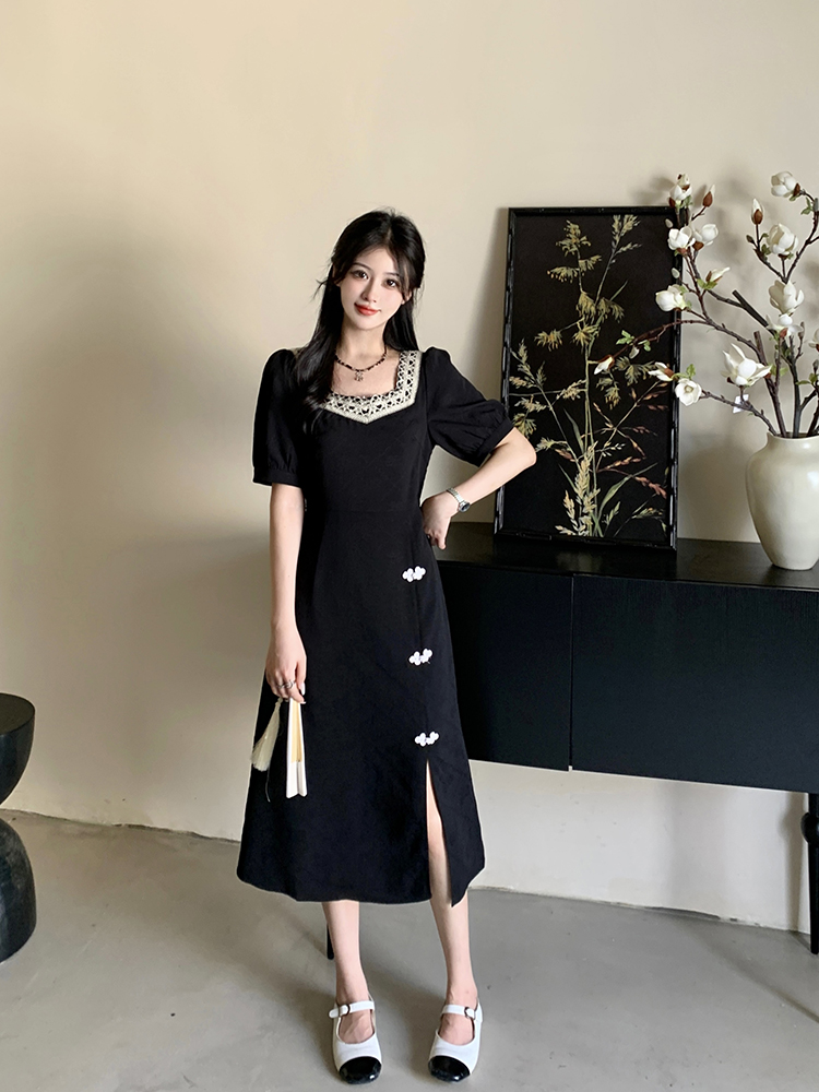 Large yard temperament Chinese style square collar fat dress
