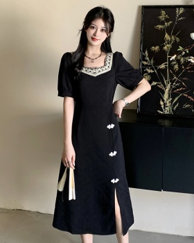 Large yard temperament Chinese style square collar fat dress
