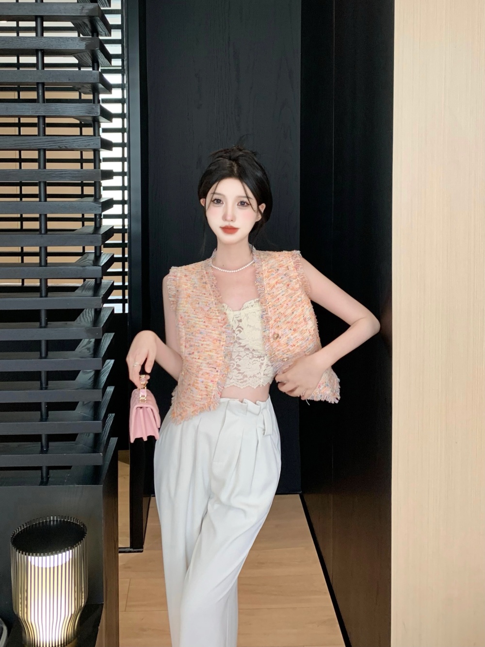 V-neck fashion and elegant vest autumn short tops for women