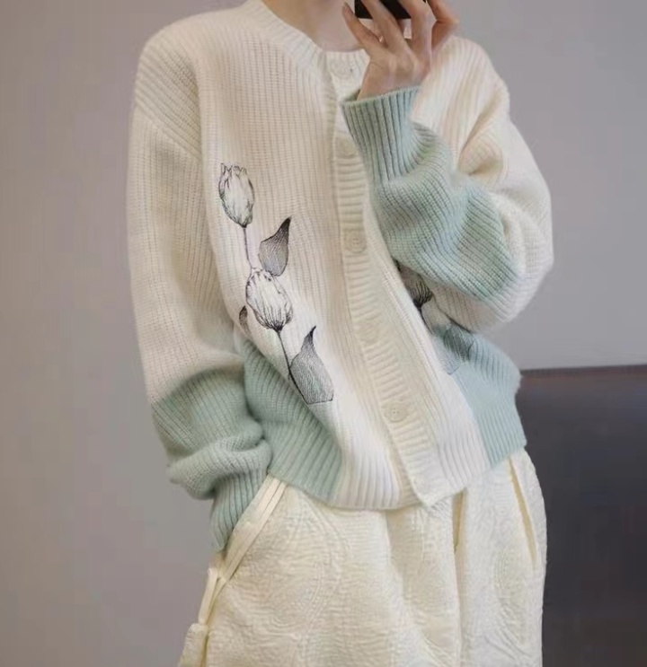 Chinese style fashionable coat knitted cardigan