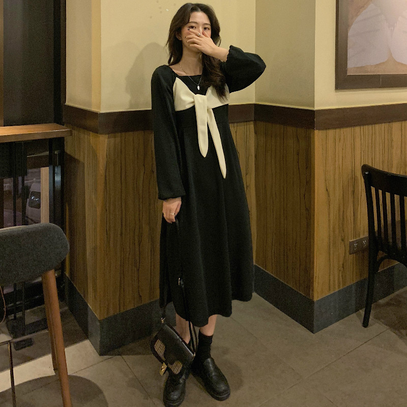 Autumn and winter bow square collar Korean style dress