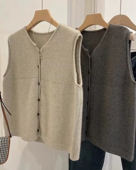 Crimping V-neck waistcoat apricot spring and autumn sweater