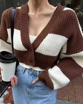 Fashion Korean style short stripe sweater 2pcs set for women