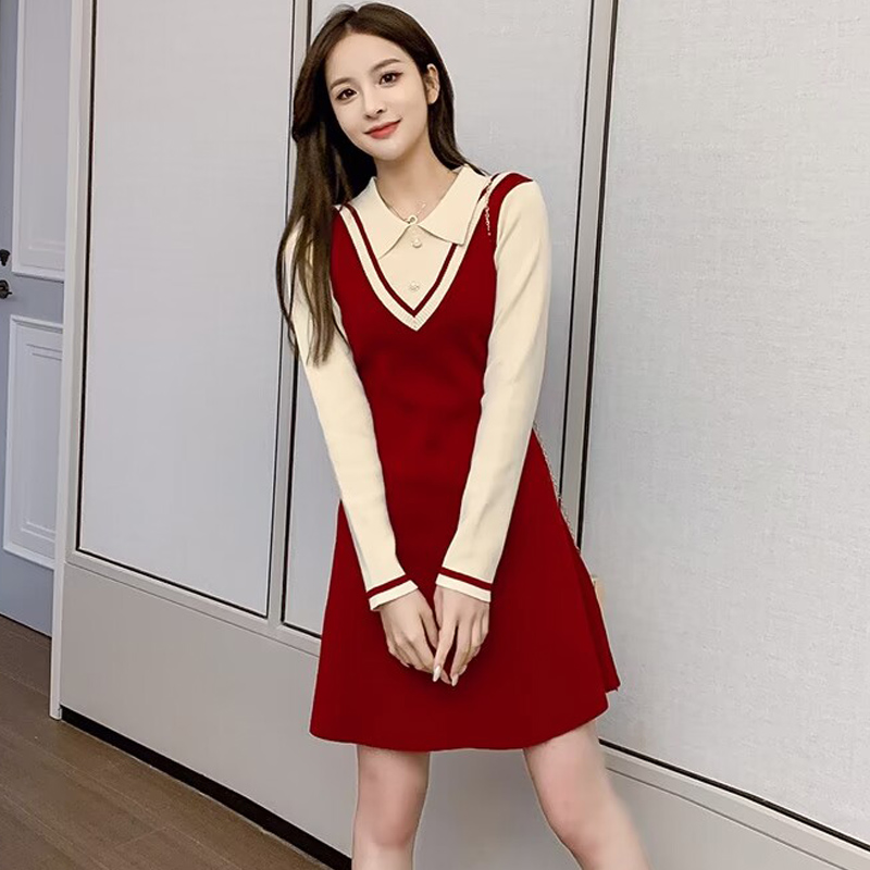 Slim Pseudo-two sweater knitted autumn and winter dress
