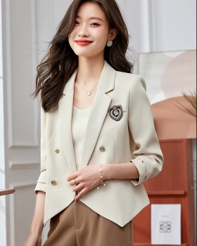 Niche short business suit spring and autumn temperament coat