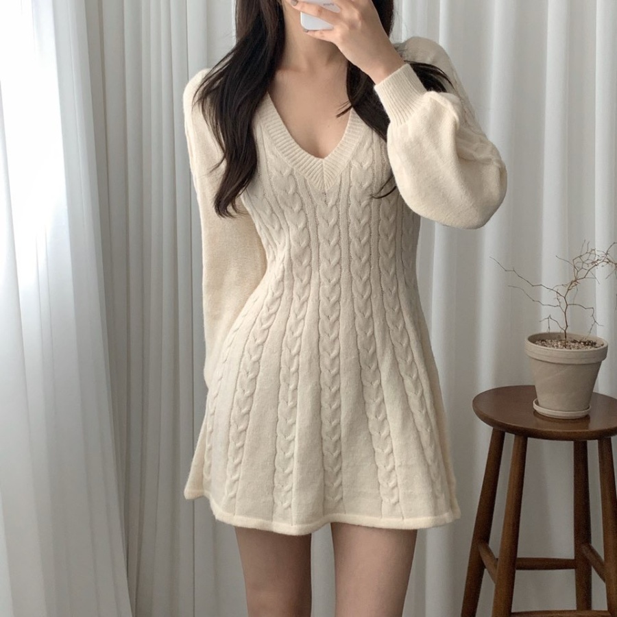 Twist pattern pinched waist dress lantern sleeve sweater for women