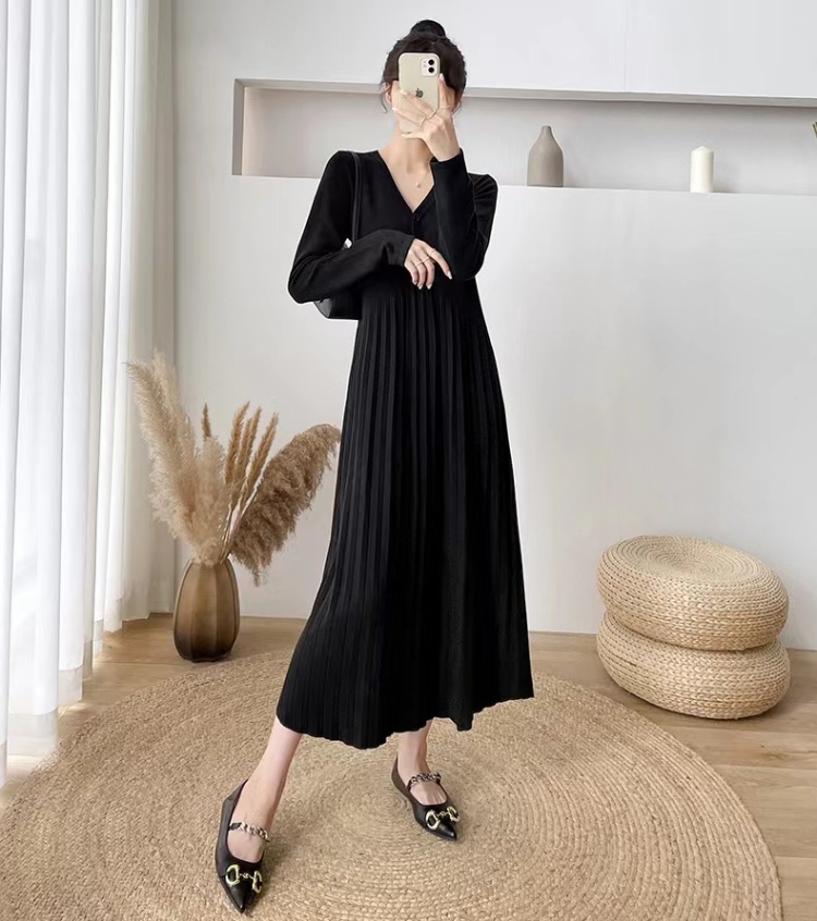 Retro long autumn and winter knitted dress for women