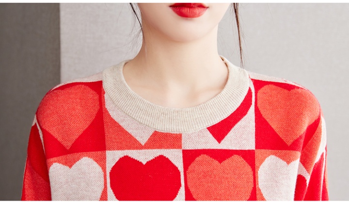 Heart long sleeve jacquard wears outside sweater