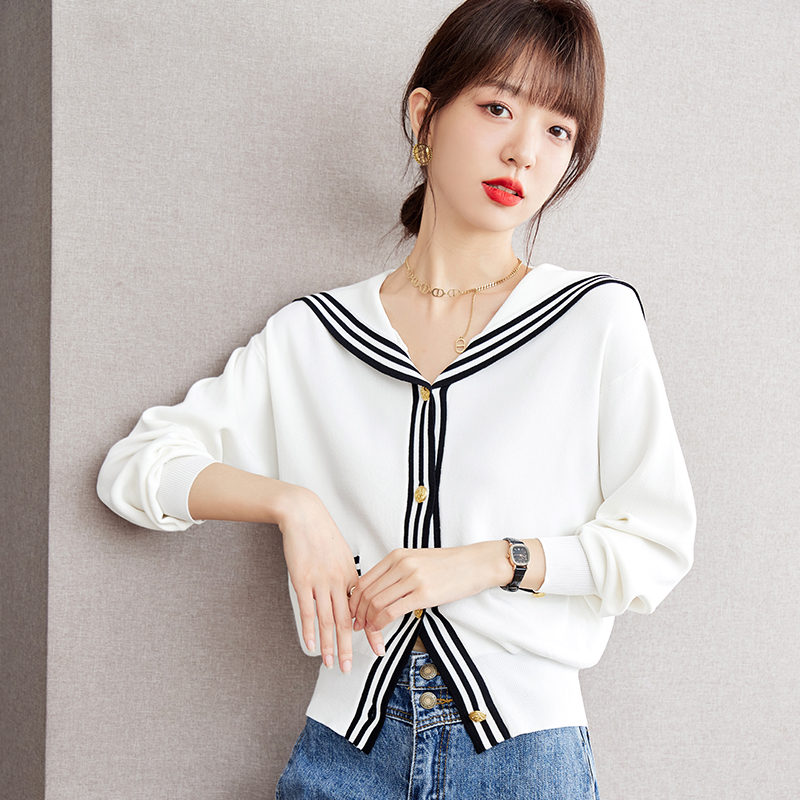 College style autumn sweater short tops for women